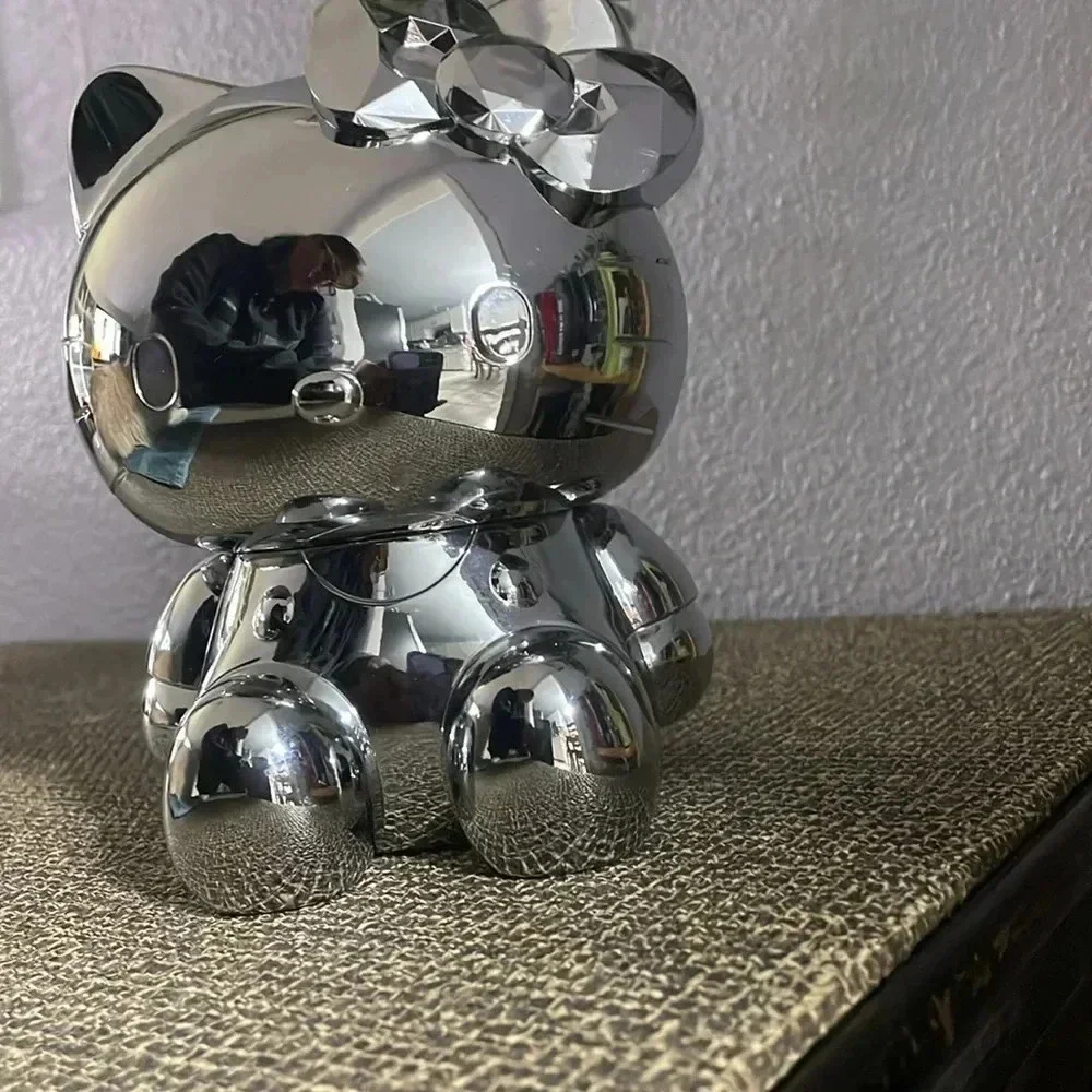 Hello kitty Sanrio 2011 Sephora chrome silver make up holder